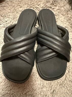 Reef Women's Black Quilted Cross-Strap Slide Sandals